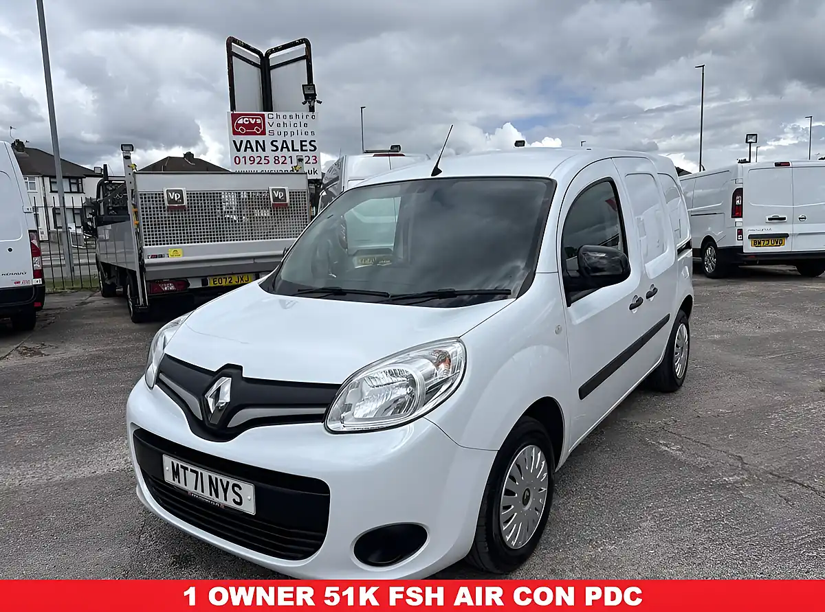 Used 2021 Renault Kangoo Business+ White - Front View