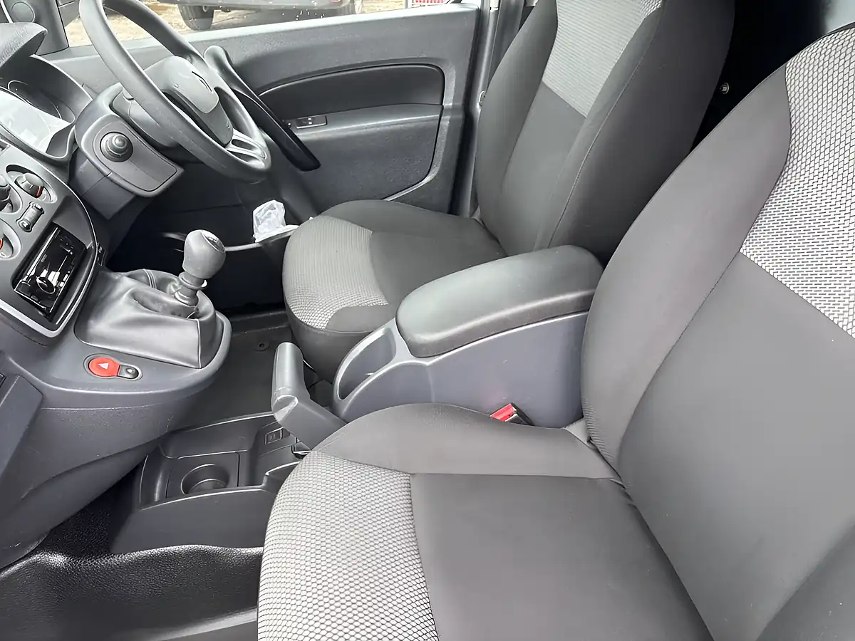 Used 2021 Renault Kangoo Business+ White - Interior and Exterior details 19