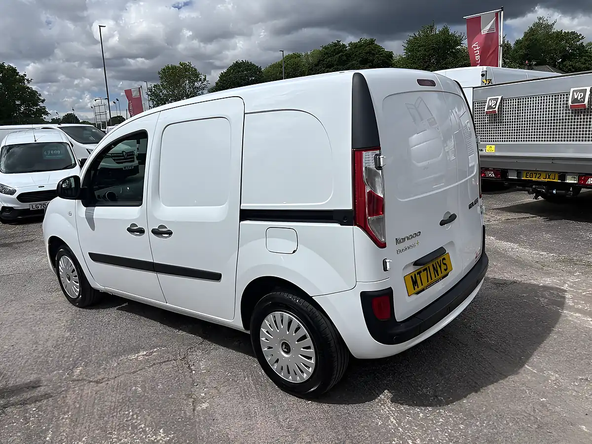 Used 2021 Renault Kangoo Business+ White - Interior and Exterior details 8