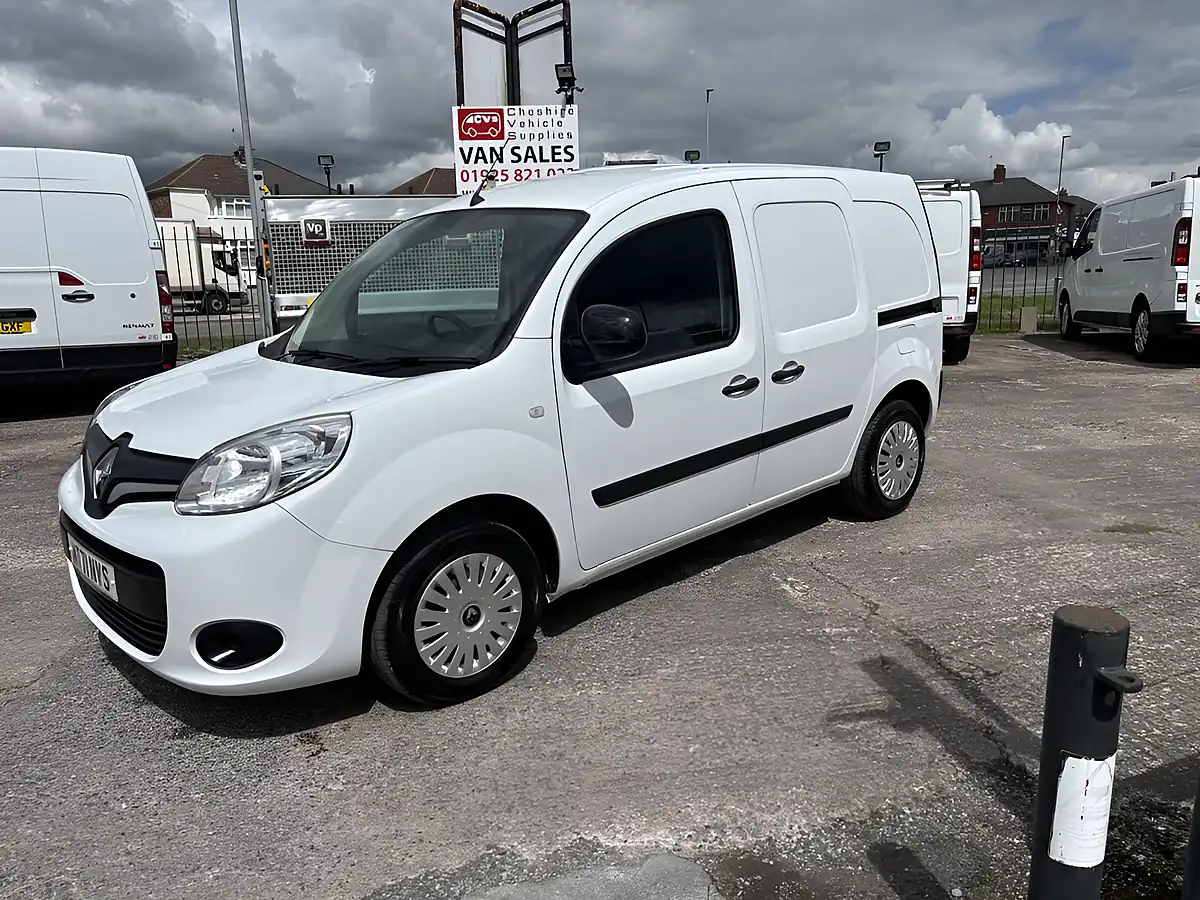 Used 2021 Renault Kangoo Business+ White - Interior and Exterior details 9