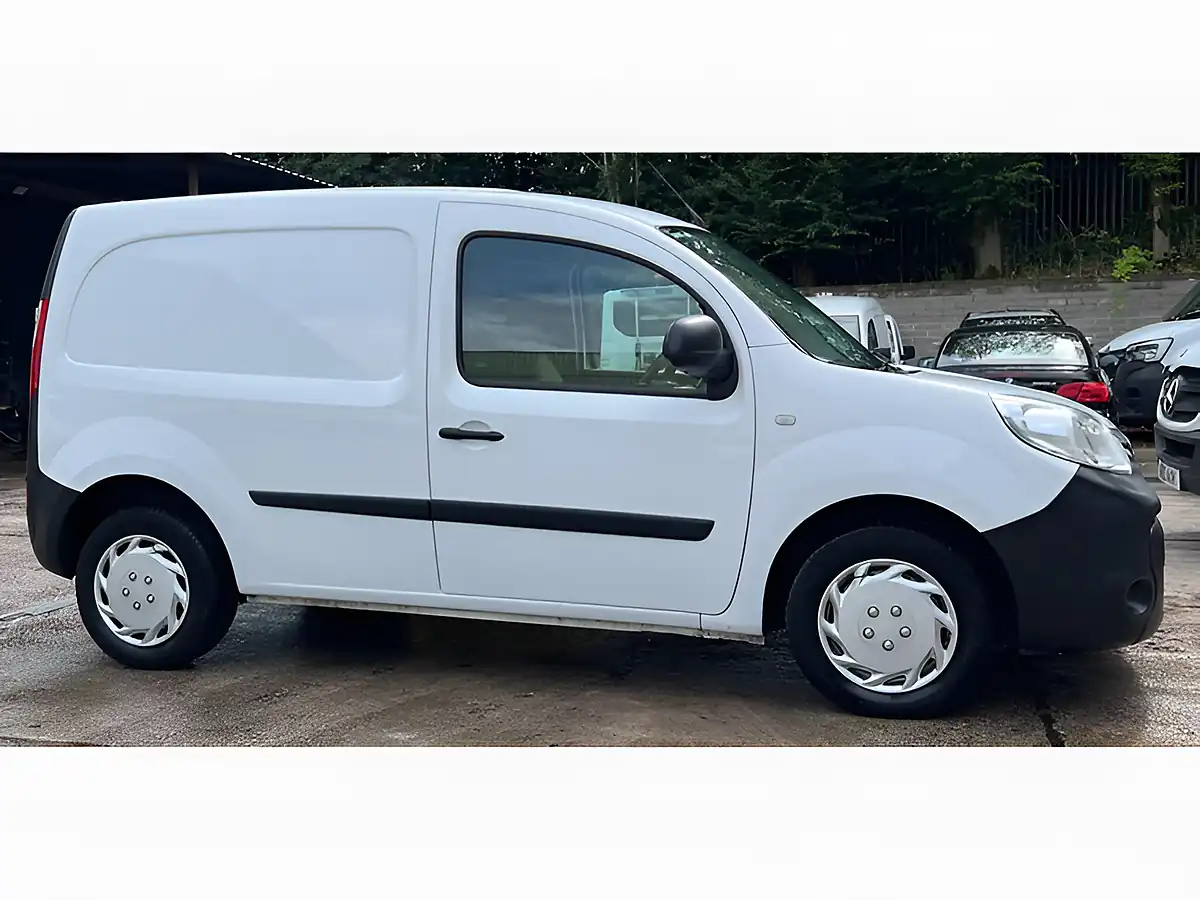 Used 2021 Renault Kangoo Energy ML19 Business White - Interior and Exterior details 7