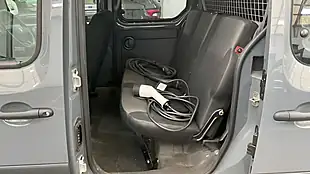 Used 2021 Renault Kangoo Maxi Business Grey - Interior and Exterior details 10