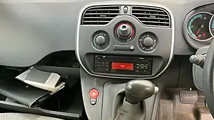 Used 2021 Renault Kangoo Maxi Business Grey - Interior and Exterior details 12