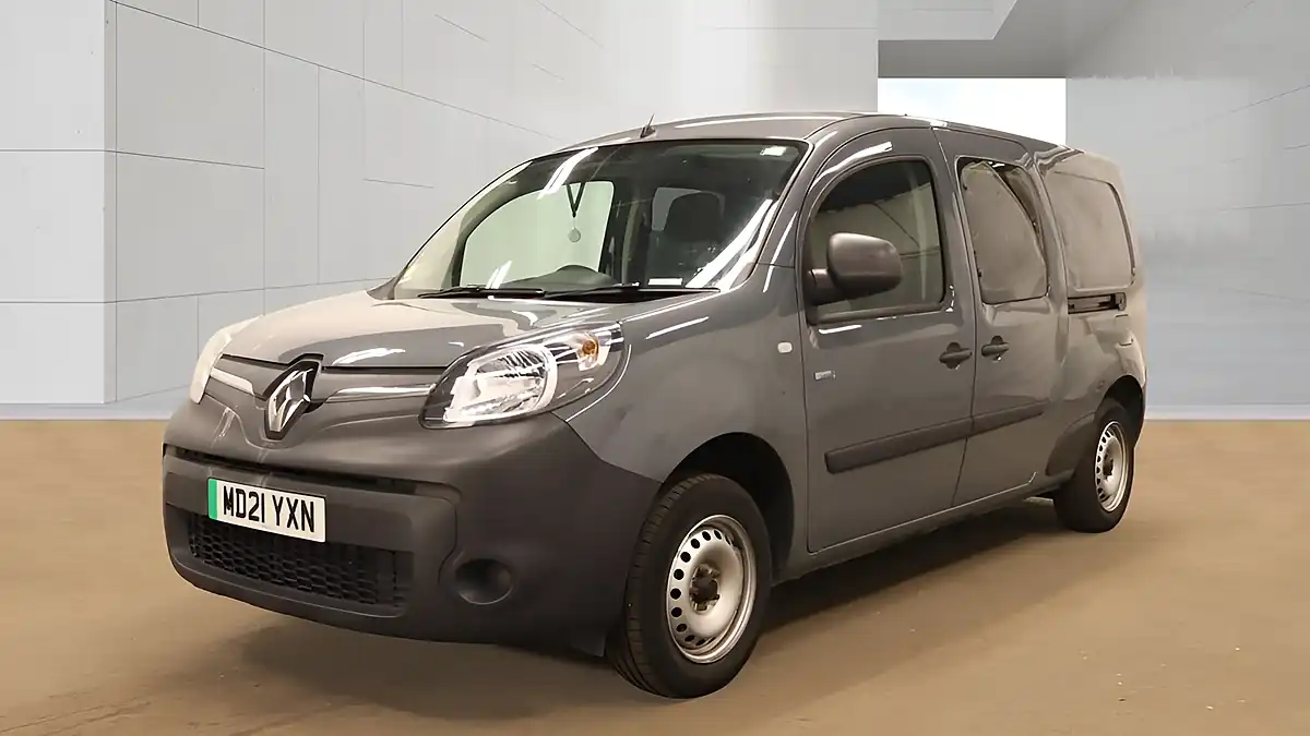 Used 2021 Renault Kangoo Maxi Business Grey - Interior and Exterior details 2