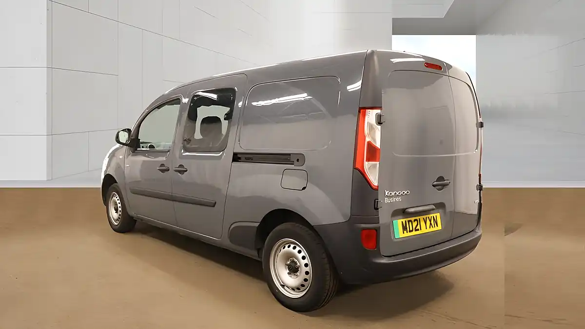 Used 2021 Renault Kangoo Maxi Business Grey - Interior and Exterior details 3