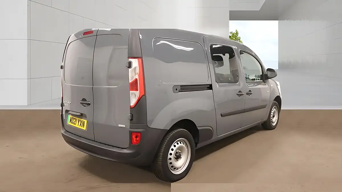 Used 2021 Renault Kangoo Maxi Business Grey - Interior and Exterior details 5