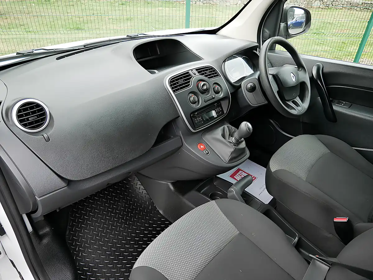 Used 2021 Renault Kangoo ML19 Business Mineral White - Interior and Exterior details 10