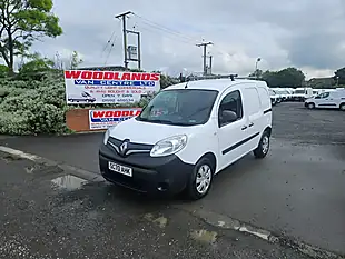Used 2021 Renault Kangoo ML19 Business White - Interior and Exterior details 4