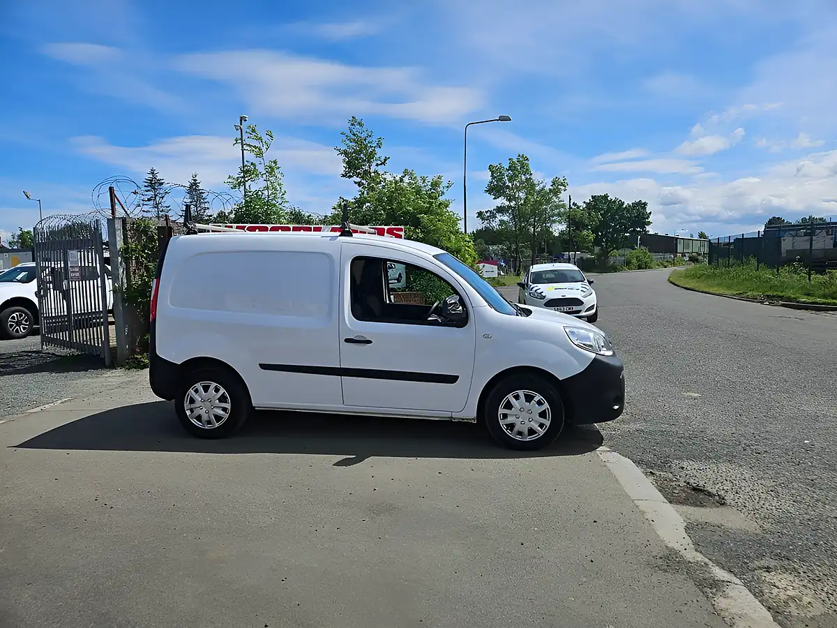 Used 2021 Renault Kangoo ML19 Business White - Interior and Exterior details 2