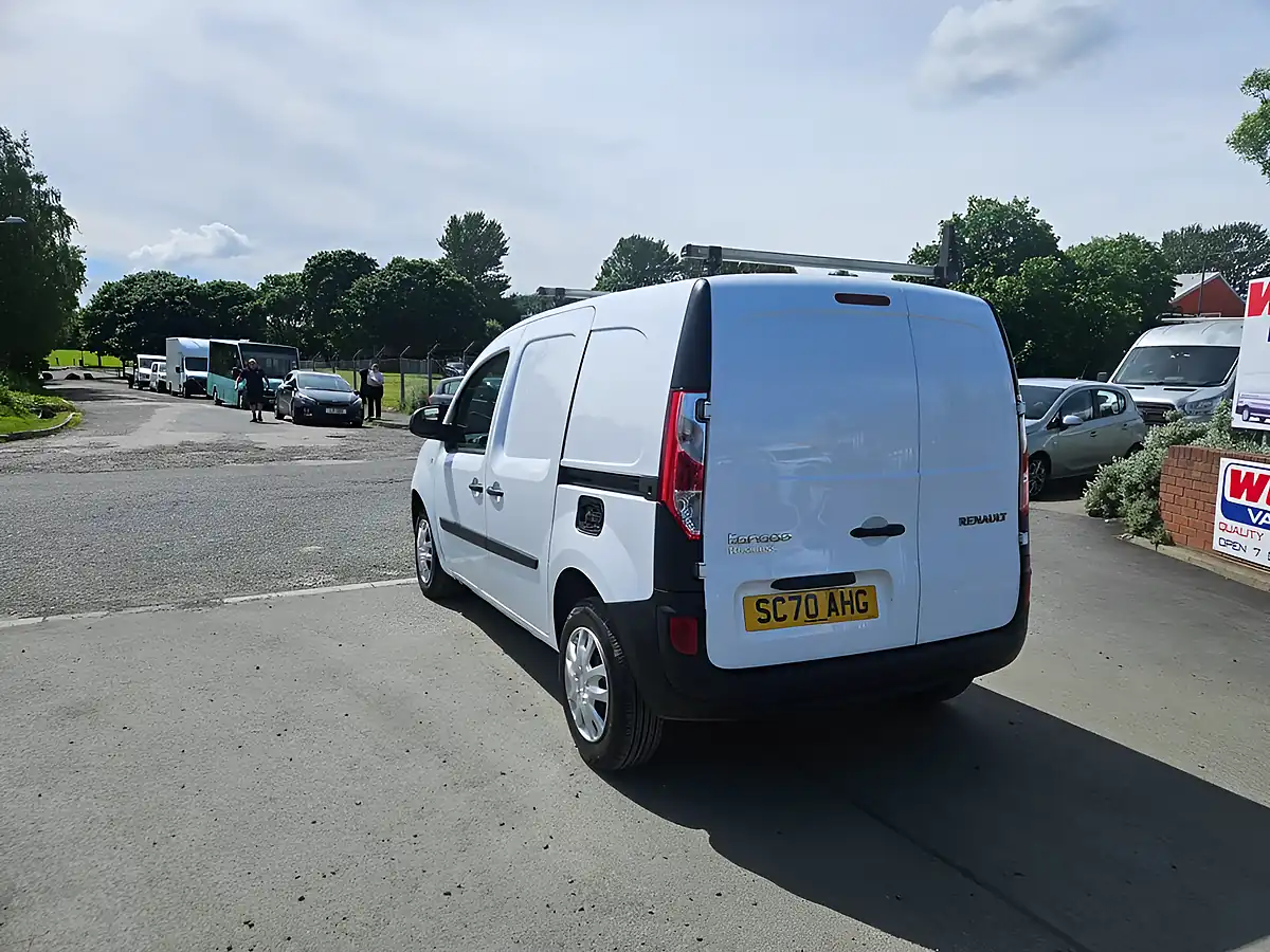 Used 2021 Renault Kangoo ML19 Business White - Interior and Exterior details 6