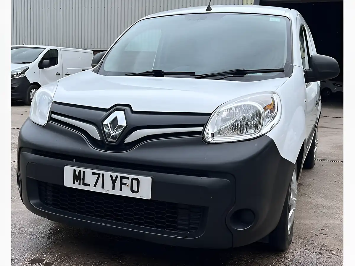 Used 2021 Renault Kangoo ML19 Business White - Interior and Exterior details 14