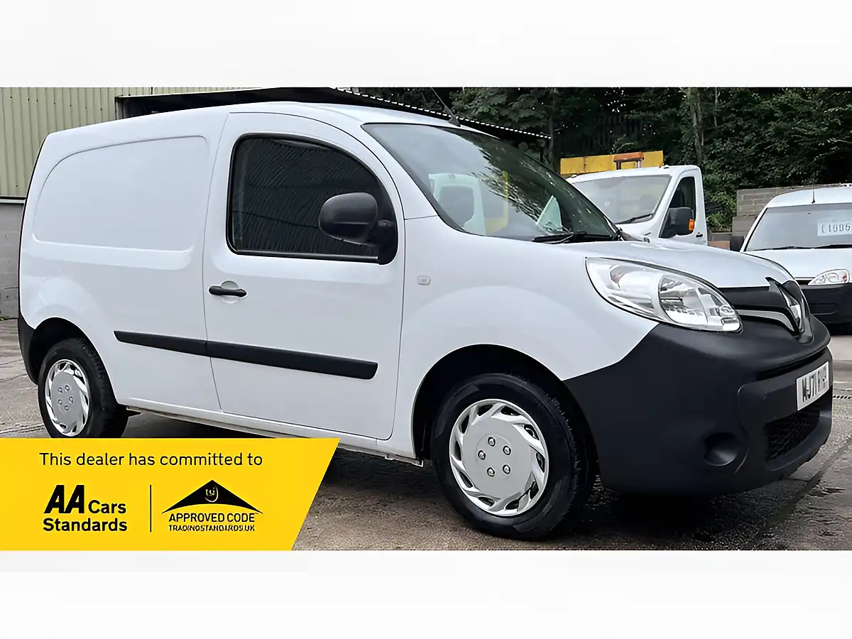 Used 2021 Renault Kangoo ML19 Business White - Front View