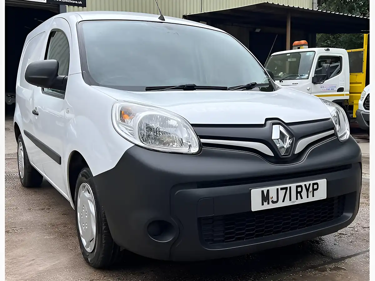 Used 2021 Renault Kangoo ML19 Business White - Interior and Exterior details 3