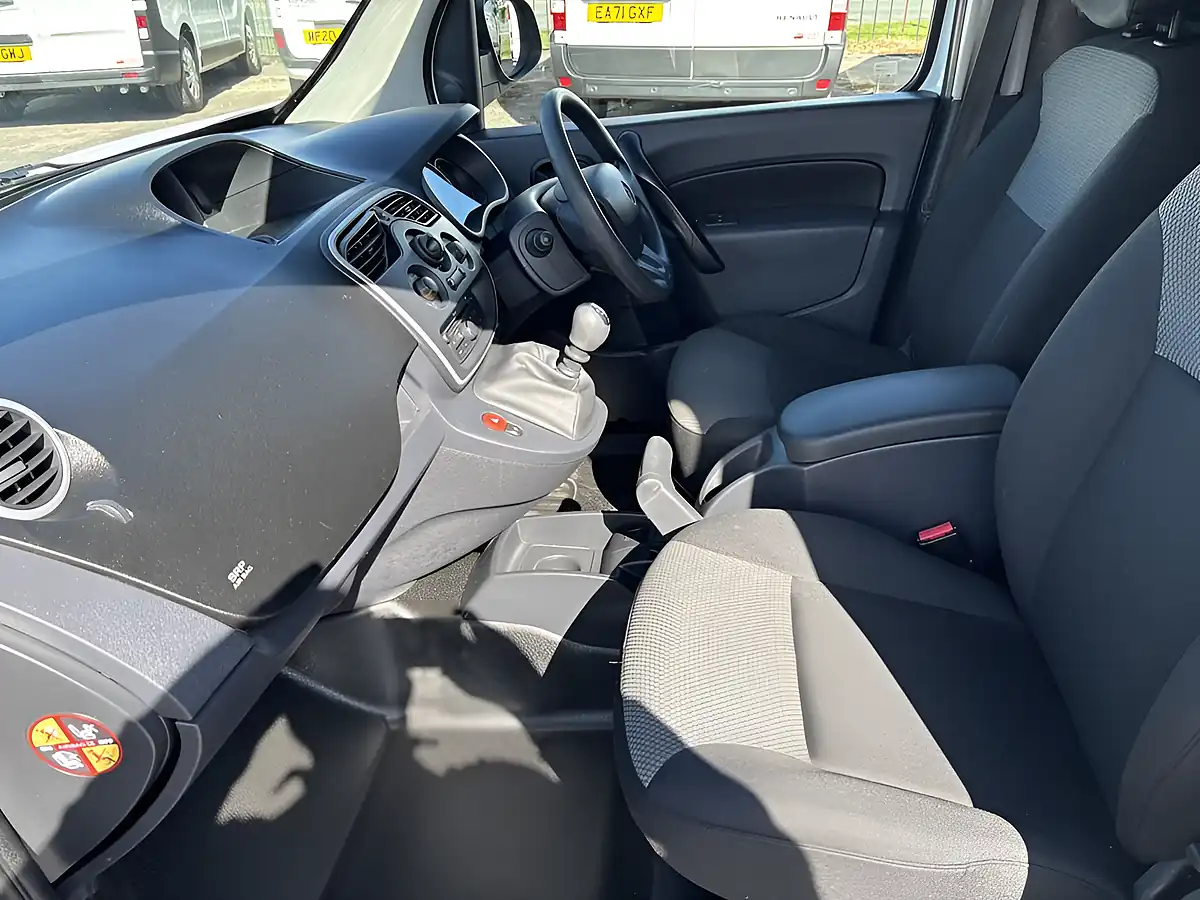 Used 2021 Renault Kangoo ML19 Business+ White - Interior and Exterior details 19