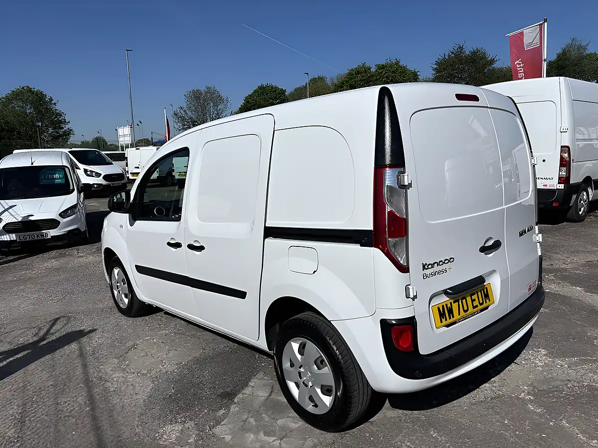Used 2021 Renault Kangoo ML19 Business+ White - Interior and Exterior details 6