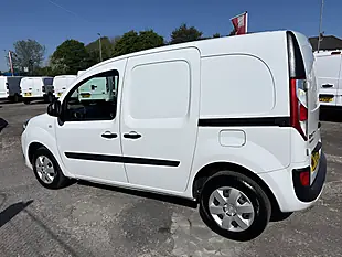 Used 2021 Renault Kangoo ML19 Business+ White - Interior and Exterior details 7