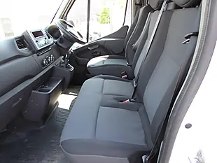 Used 2021 Renault Master 35 Business FWD Mwb Medium Roof White - Interior and Exterior details 9