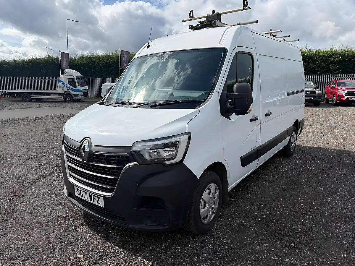 Used 2021 Renault Master 35 Business Panel Van White - Interior and Exterior details 3