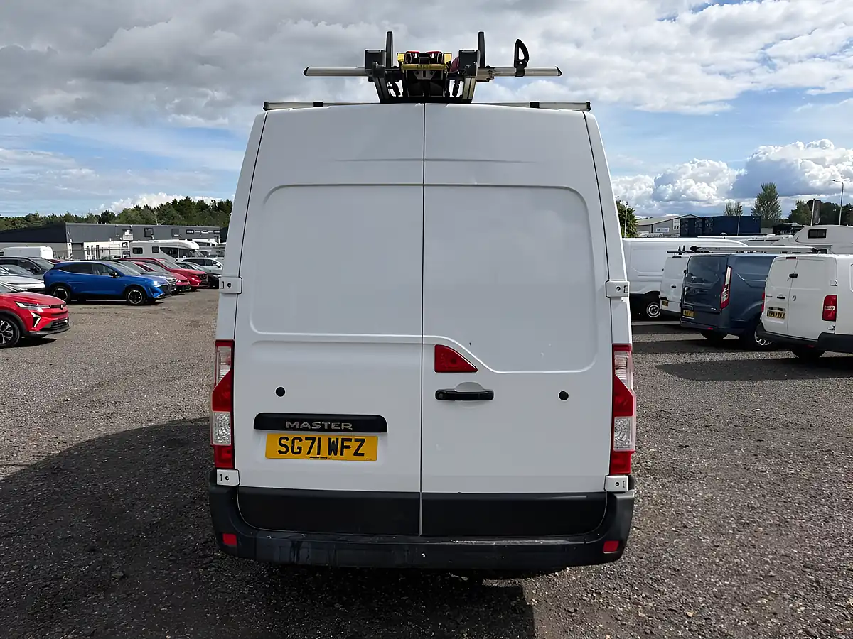 Used 2021 Renault Master 35 Business Panel Van White - Interior and Exterior details 6