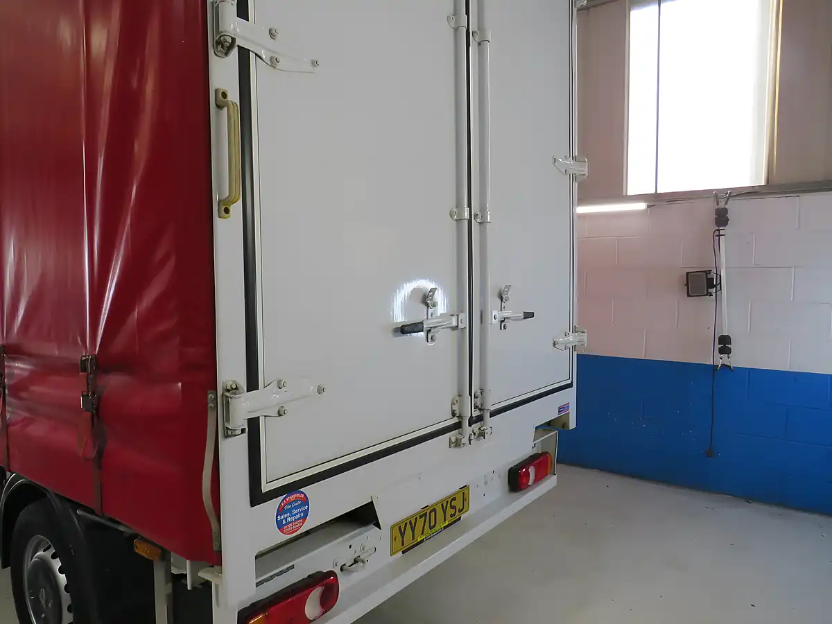 Used 2021 Renault Master 35 Luton Curtainsider White - Interior and Exterior details 6