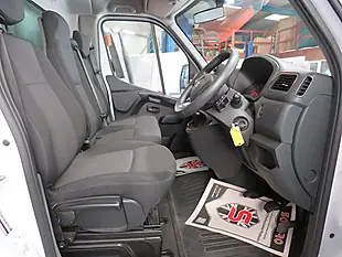 Used 2021 Renault Master 35 Luton Curtainsider White - Interior and Exterior details 8