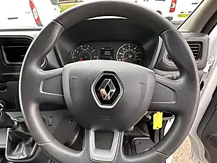 Used 2021 Renault Master Business Mineral White - Interior and Exterior details 11