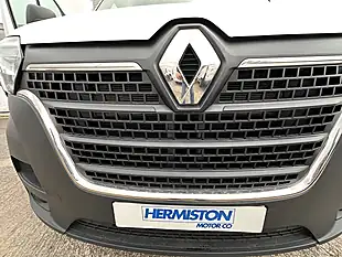 Used 2021 Renault Master Business Mineral White - Interior and Exterior details 19