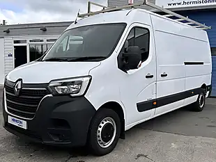 Used 2021 Renault Master Business Mineral White - Interior and Exterior details 4
