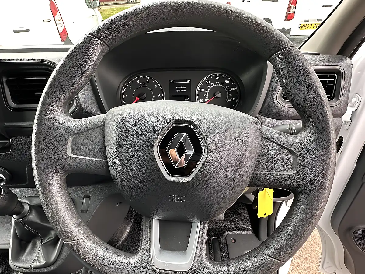 Used 2021 Renault Master Business Panel Van White - Interior and Exterior details 11