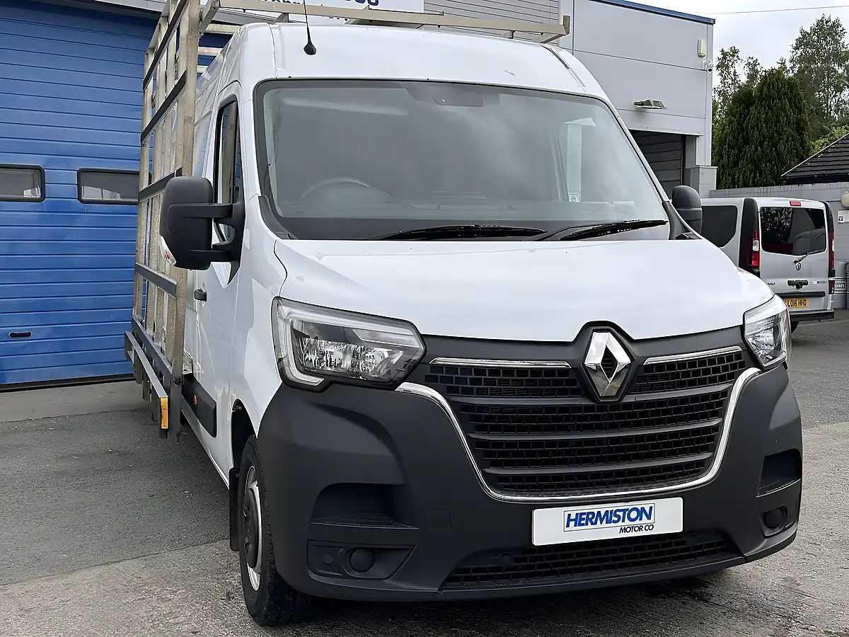 Used 2021 Renault Master Business Panel Van White - Interior and Exterior details 3