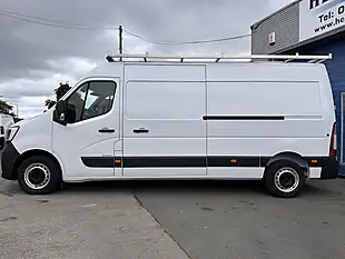 Used 2021 Renault Master Business Panel Van White - Interior and Exterior details 6