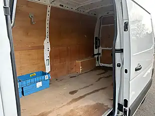 Used 2021 Renault Master Business+ White - Interior and Exterior details 9