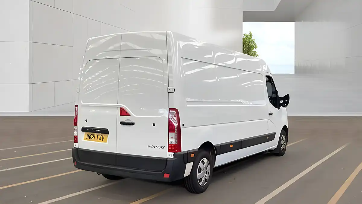 Used 2021 Renault Master Business+ White - Interior and Exterior details 4