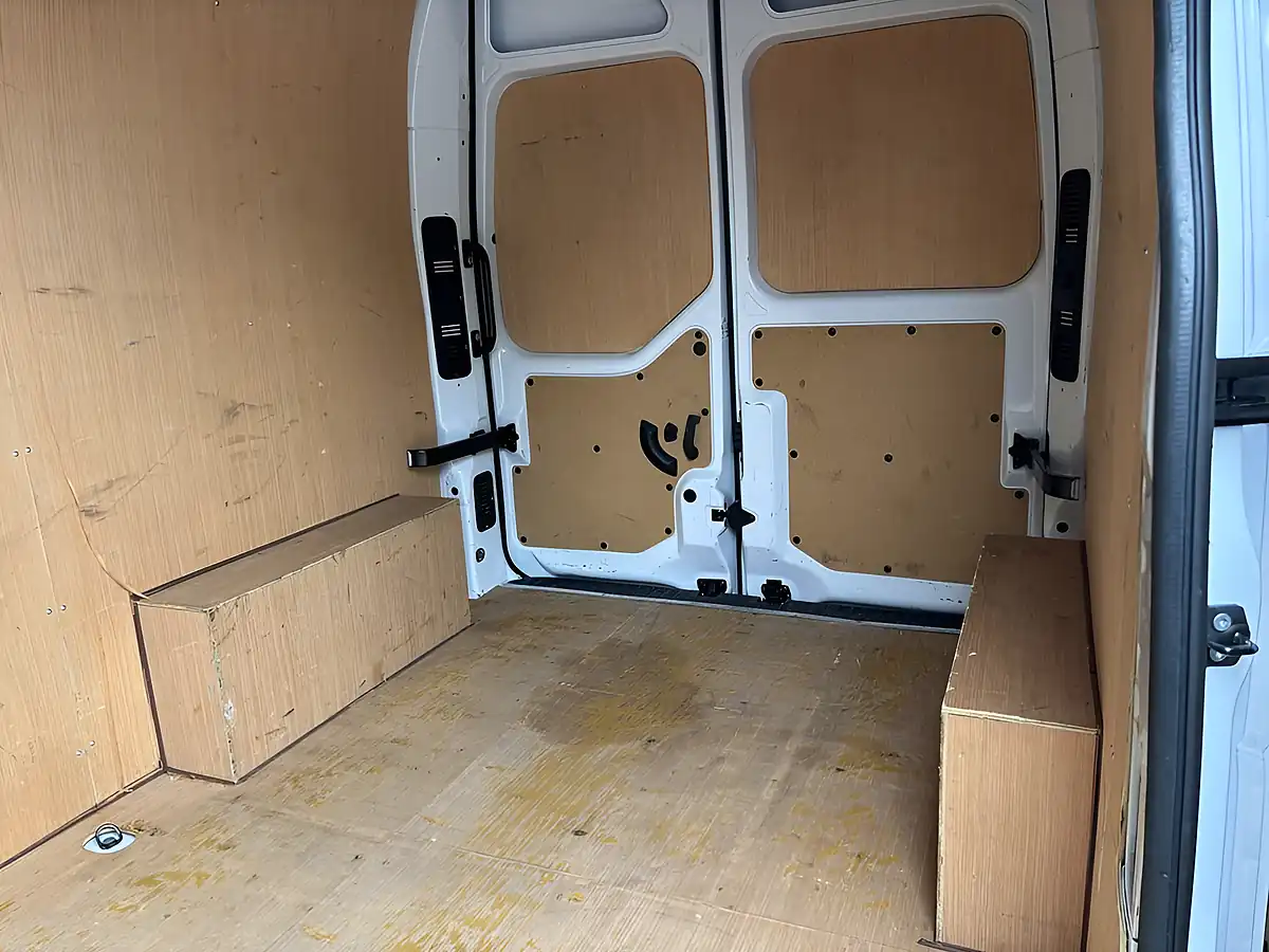Used 2021 Renault Master Business+ White - Interior and Exterior details 16