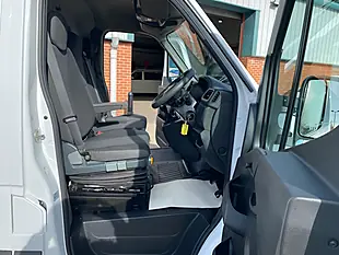 Used 2021 Renault Master Business + White - Interior and Exterior details 15