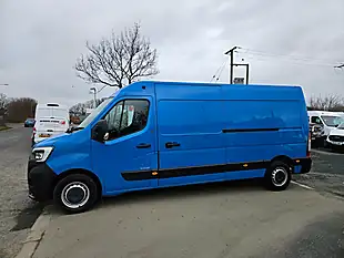 Used 2021 Renault Master LM35 B-Ness Energy Lwb Caribbean Blue - Interior and Exterior details 5