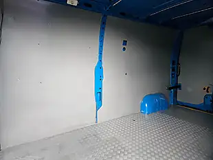 Used 2021 Renault Master LM35 B-Ness Lwb Caribbean Blue - Interior and Exterior details 10