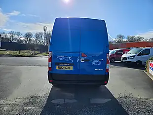 Used 2021 Renault Master LM35 B-Ness Lwb Caribbean Blue - Interior and Exterior details 7