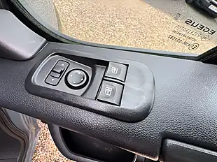 Used 2021 Renault Master LM35 Business+ Urban Grey - Interior and Exterior details 16