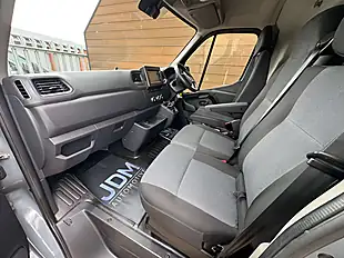 Used 2021 Renault Master LM35 Business+ Urban Grey - Interior and Exterior details 20