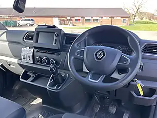 Used 2021 Renault Master Luton With Tail Lift White - Interior and Exterior details 7