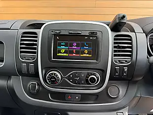 Used 2021 Renault Trafic Black Edition Slate Grey - Interior and Exterior details 17