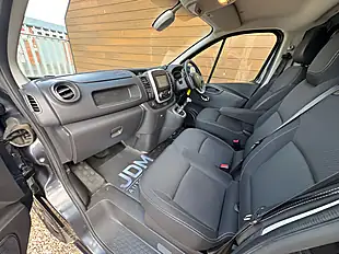 Used 2021 Renault Trafic Black Edition Slate Grey - Interior and Exterior details 20