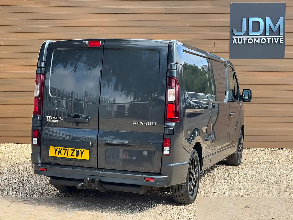 Used 2021 Renault Trafic Black Edition Slate Grey - Interior and Exterior details 3