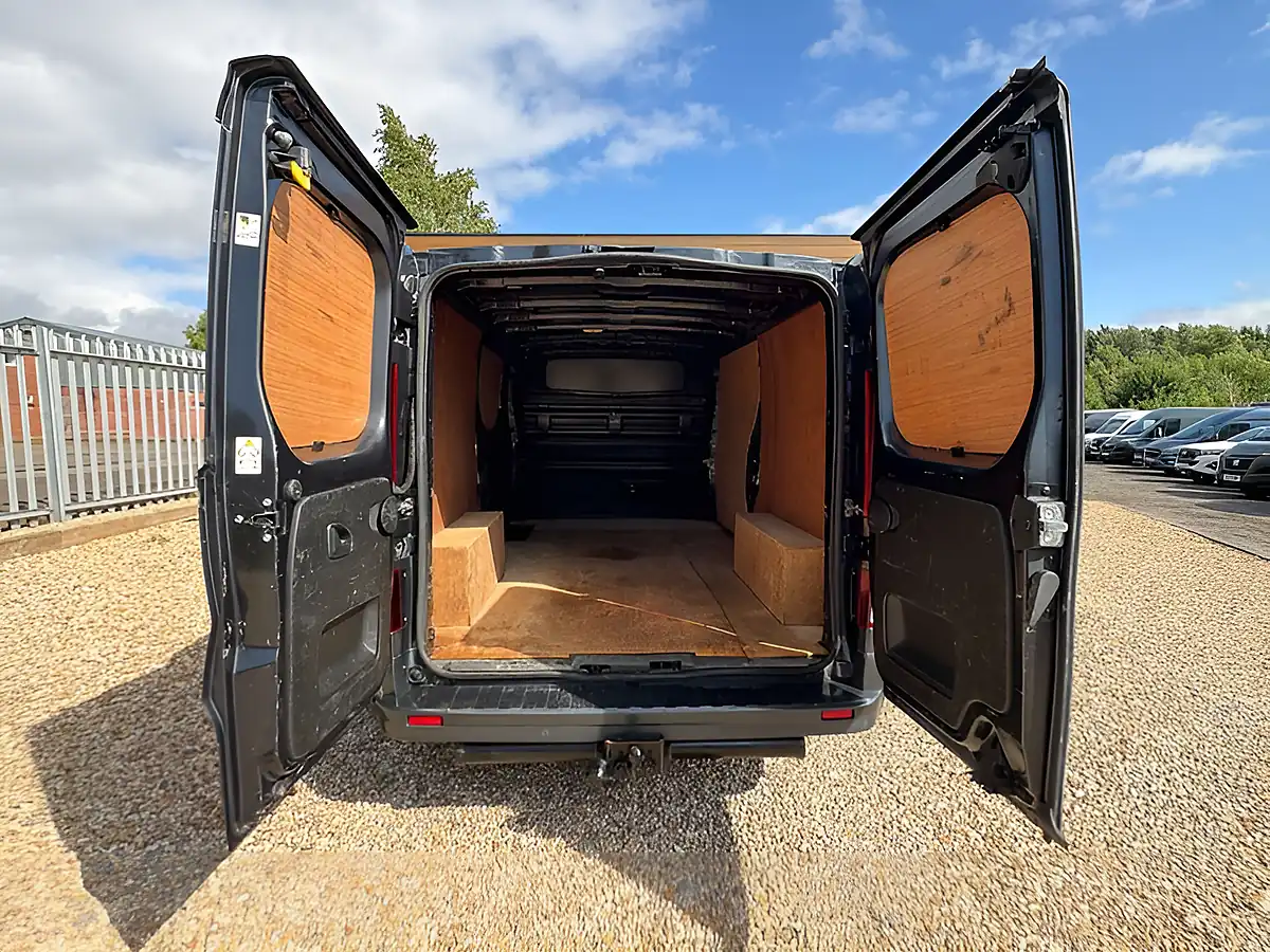 Used 2021 Renault Trafic Black Edition Slate Grey - Interior and Exterior details 5