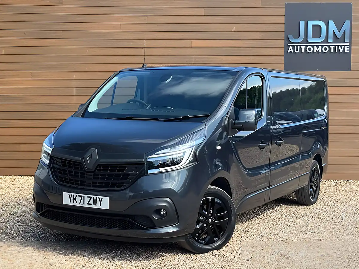 Used 2021 Renault Trafic Black Edition Slate Grey - Interior and Exterior details 8