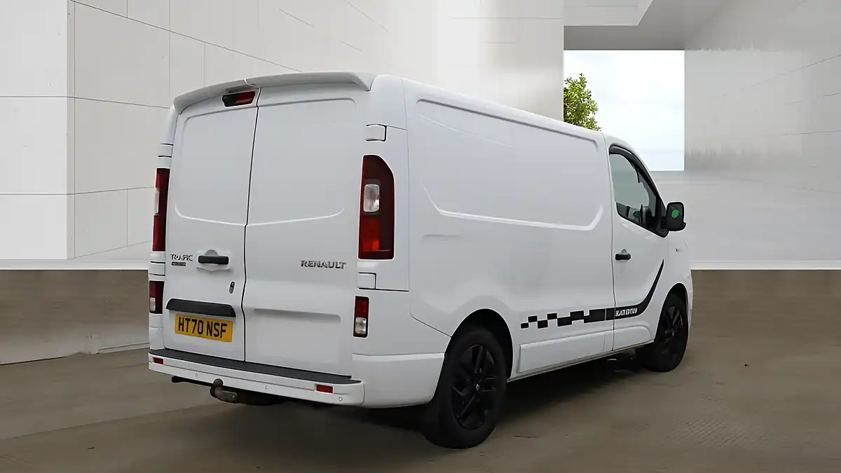 Used 2021 Renault Trafic Black Edition White - Interior and Exterior details 5