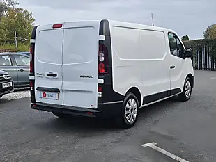 Used 2021 Renault Trafic Business+ L1 H1 Glacier White - Interior and Exterior details 11