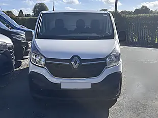 Used 2021 Renault Trafic Business L2H1 Glacier White - Interior and Exterior details 13