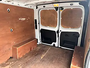 Used 2021 Renault Trafic Business Swb Standard Roof White - Interior and Exterior details 13